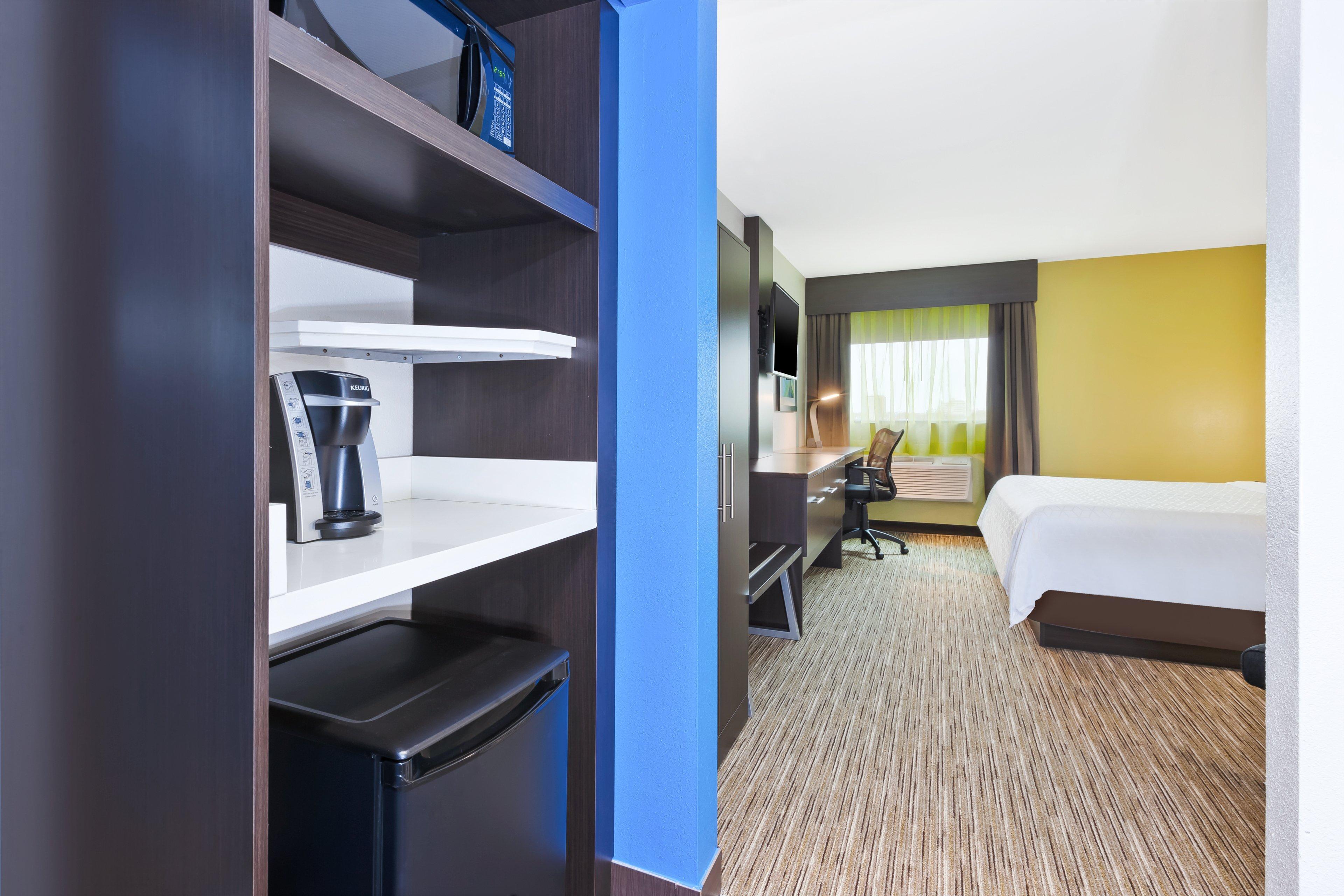 Holiday Inn Express Winnipeg Airport - Polo Park, An Ihg Hotel Экстерьер фото