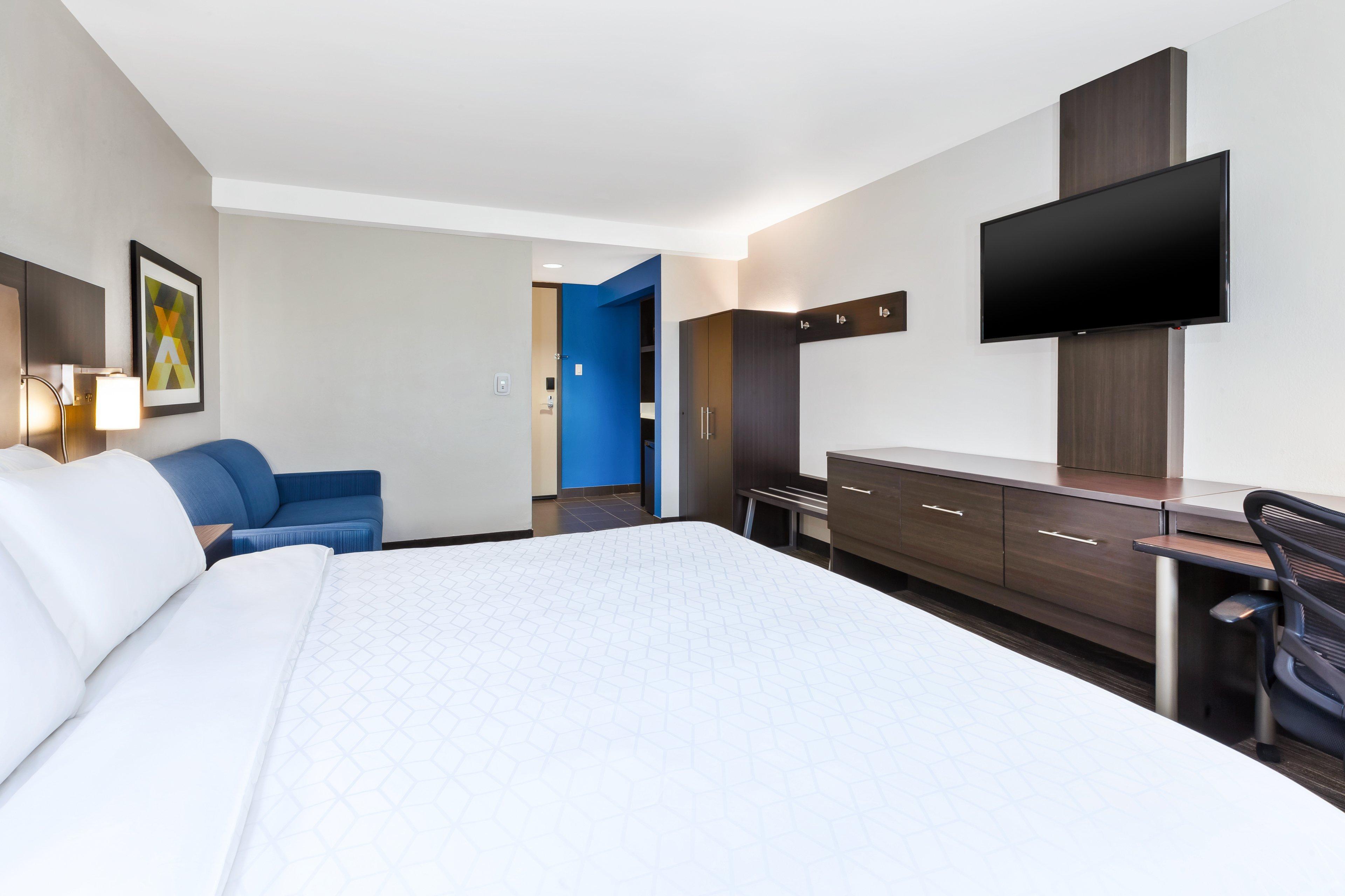 Holiday Inn Express Winnipeg Airport - Polo Park, An Ihg Hotel Экстерьер фото